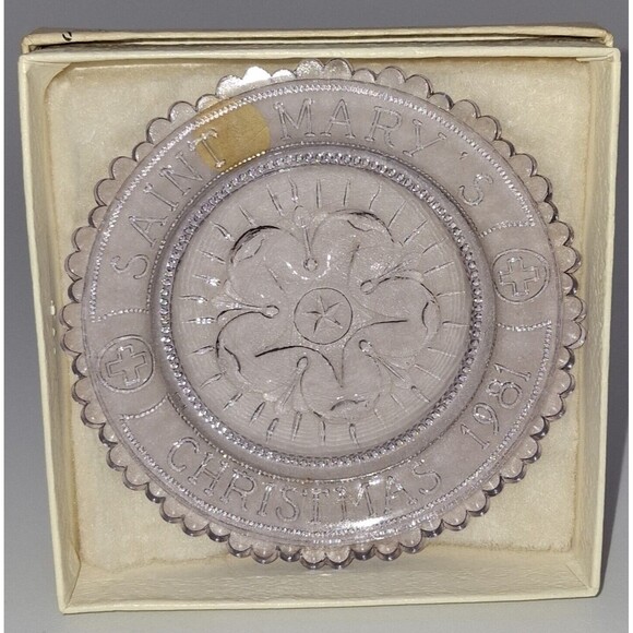 Mystical Rose St Marys Church Pairpoint Glass Cup Plate New Bedford Xmas 1981 - Picture 1 of 5